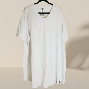 NWOT Strongsize White V-Neck T-Shirt Longer Length Size 3XL